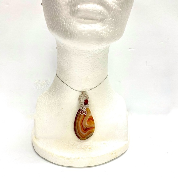 HANDMADE Agate Stone Hand Wrapped Pendant - Picture 2 of 10